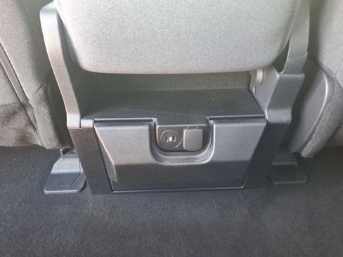 Used 2025 Ford F150 XLT w/ Equipment Group 301A Standard RWD image 14