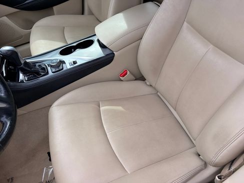 Used 2016 INFINITI Q50 3.0t Premium w/ 3.0T Premium Plus Package RWD image 18
