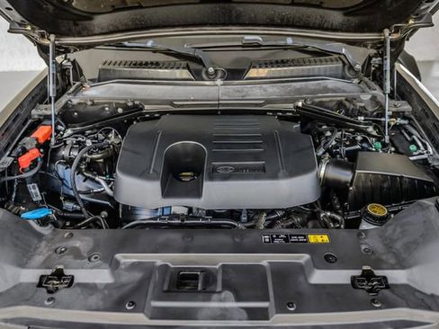 Used 2020 Land Rover Defender 110 X AWD/4WD image 19