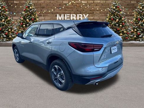 Certified 2025 Chevrolet Blazer LT image 3