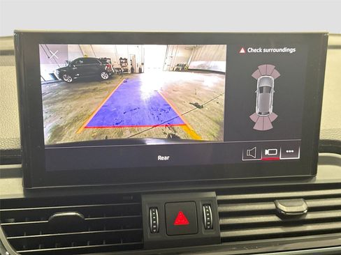 Certified 2025 Audi Q5 2.0T Premium image 14