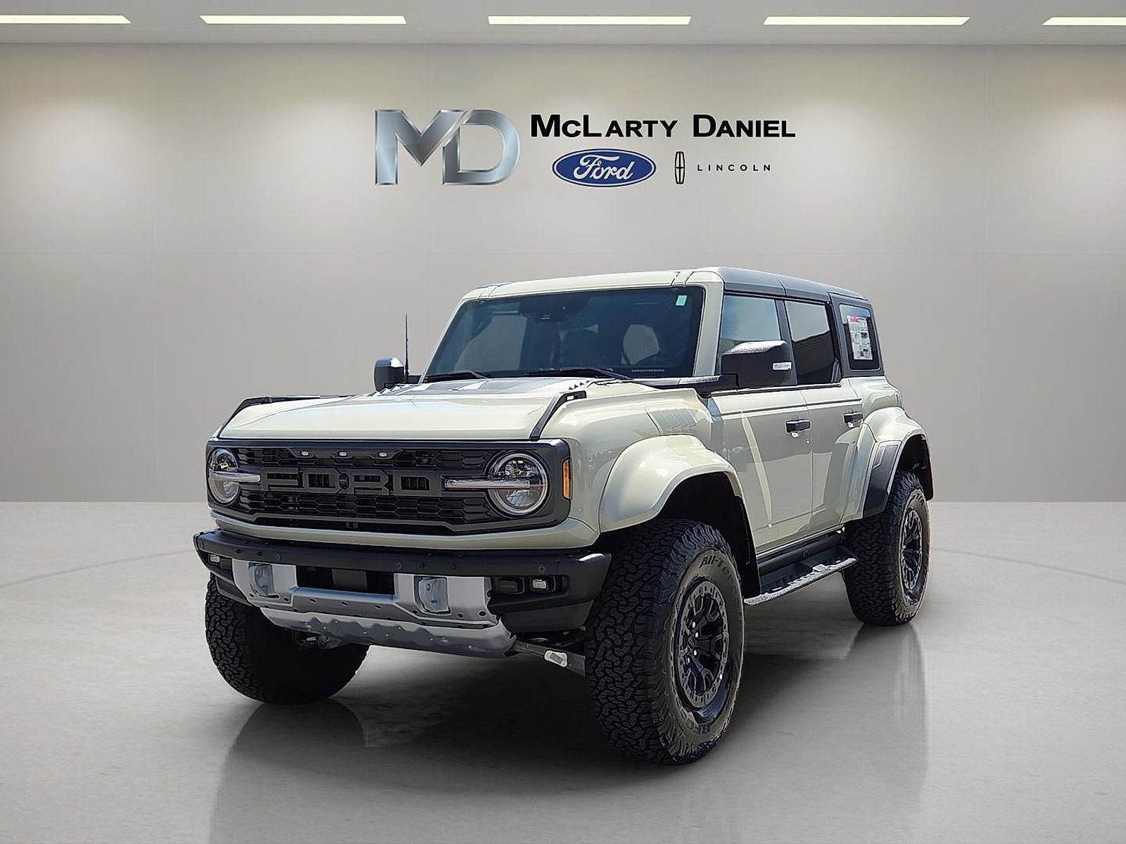 New 2026 Ford Bronco Raptor w/ Interior Carbon Fiber Pack AWD/4WD image 2