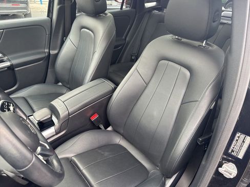 Used 2021 Mercedes-Benz GLA 250 4MATIC image 18