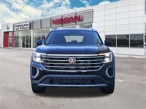 Used 2025 Volkswagen Atlas SE FWD image 3