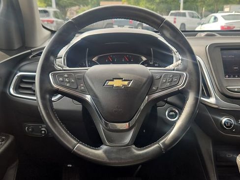 Used 2020 Chevrolet Equinox LT w/ Driver Convenience Package FWD image 15