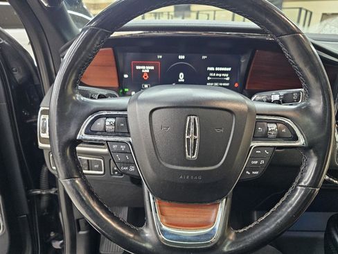 Used 2021 Lincoln Navigator L Reserve image 32