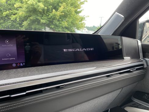 Used 2025 Cadillac Escalade V w/ LPO, Floor Liner Package AWD/4WD image 32