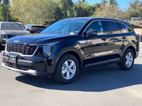 New 2026 Kia Sorento LX image 7