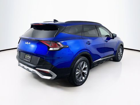 Used 2025 Kia Sportage SX image 9