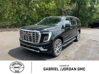 Used 2025 GMC Yukon XL Denali AWD/4WD video 1