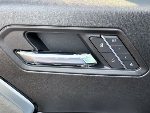 New 2026 Chevrolet Colorado ZR2 AWD/4WD image 30