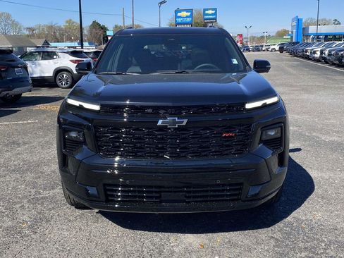 New 2026 Chevrolet Traverse RS w/ LPO, Floor Liner Package image 2