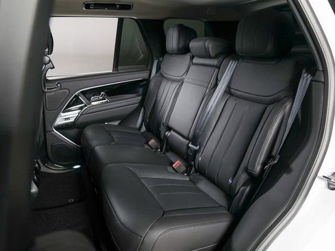 New 2026 Land Rover Range Rover SE AWD/4WD image 5