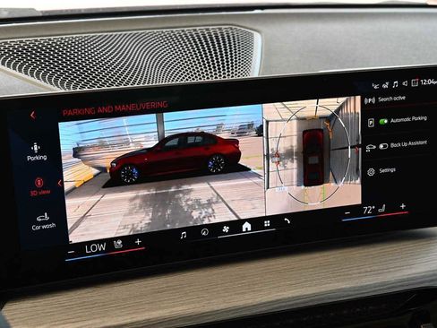 New 2026 BMW 330i Sedan w/ M Sport Package image 21