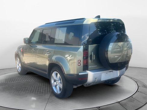 Used 2024 Land Rover Defender 110 S AWD/4WD image 5