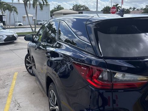 Used 2022 Lexus RX 350L FWD w/ Premium Package image 7