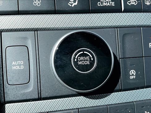 Used 2025 Hyundai Palisade SEL FWD image 33