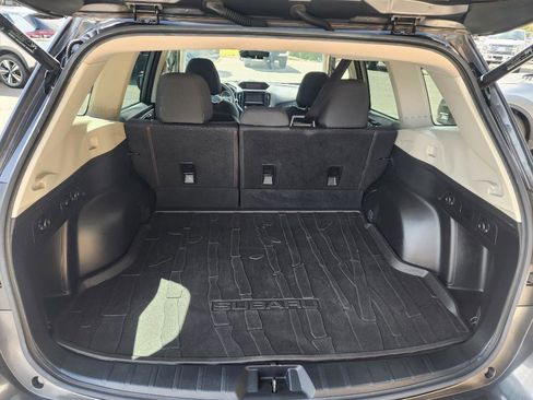Used 2020 Subaru Forester Premium image 4