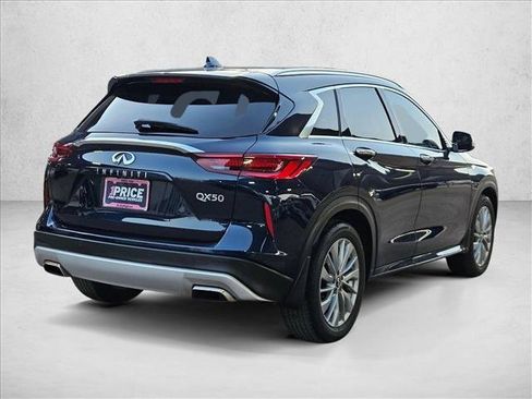 Used 2023 INFINITI QX50 Luxe FWD image 5