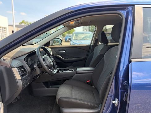 Used 2023 Nissan Rogue SV AWD/4WD image 20