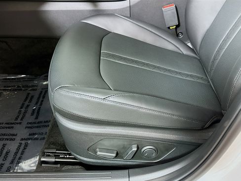 New 2025 Hyundai Sonata Limited image 20