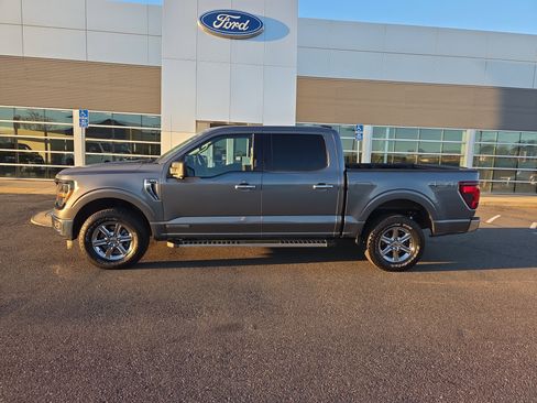 Used 2024 Ford F150 XLT w/ Mobile Office Package image 2
