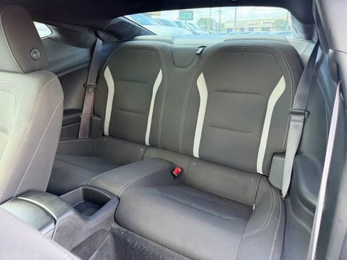 Used 2017 Chevrolet Camaro LT image 9