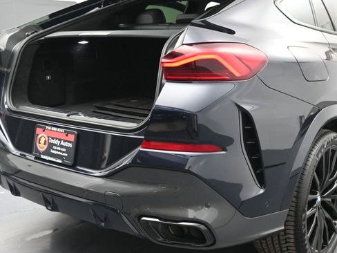 Used 2021 BMW X6 M50i w/ Executive Package image 15