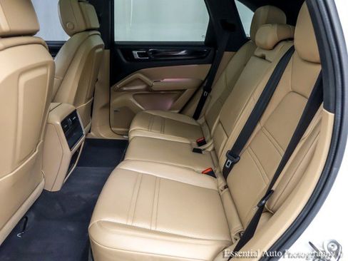 Used 2021 Porsche Cayenne E-Hybrid image 14