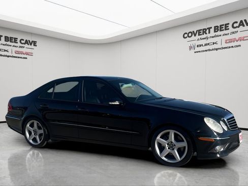 Used 2009 Mercedes-Benz E 350 Sedan image 12