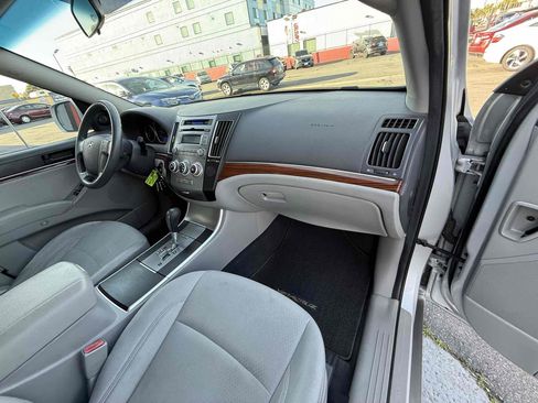 Used 2009 Hyundai Veracruz GLS image 34