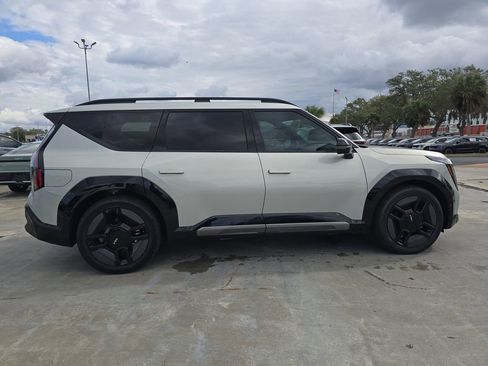 New 2026 Kia EV9 GT-Line AWD/4WD image 9