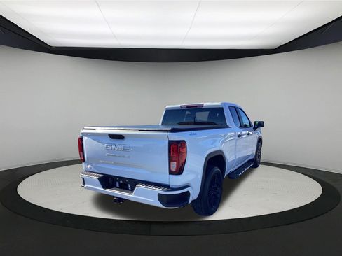 Used 2023 GMC Sierra 1500 Pro w/ Graphite Edition AWD/4WD image 8