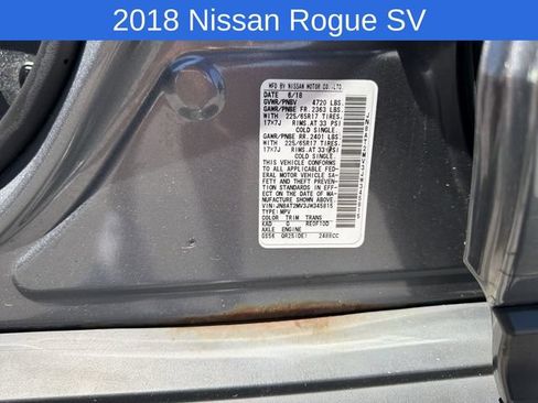 Used 2018 Nissan Rogue SV AWD/4WD image 30
