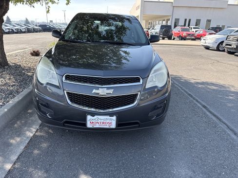 Used 2011 Chevrolet Equinox LS w/ Bluetooth Package AWD/4WD image 2