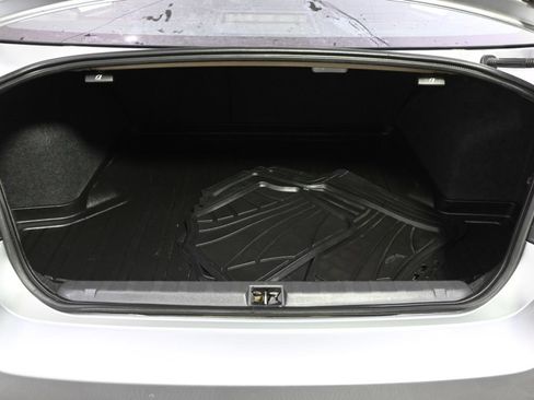 Used 2012 Subaru Legacy 2.5i Premium AWD/4WD image 19
