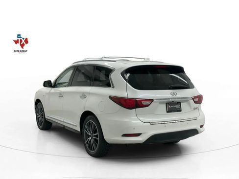 Used 2016 INFINITI QX60 3.5 Sport Utility 4D w/ Deluxe Technology Package image 3
