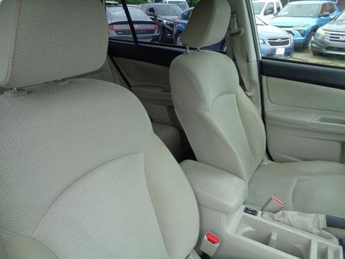 Used 2014 Subaru Crosstrek 2.0i Premium w/ Moonroof Package AWD/4WD image 28