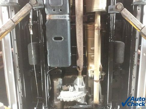 Used 2015 RAM 1500 Laramie w/ Convenience Group image 15