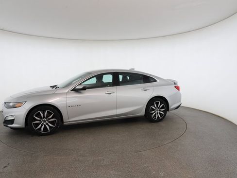 Used 2020 Chevrolet Malibu RS image 5