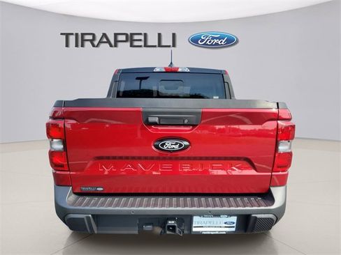 New 2025 Ford Maverick Lariat w/ Black Appearance Package image 7
