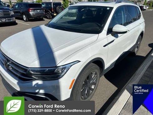 Used 2023 Volkswagen Tiguan SE w/ Panoramic Sunroof Package AWD/4WD image 4