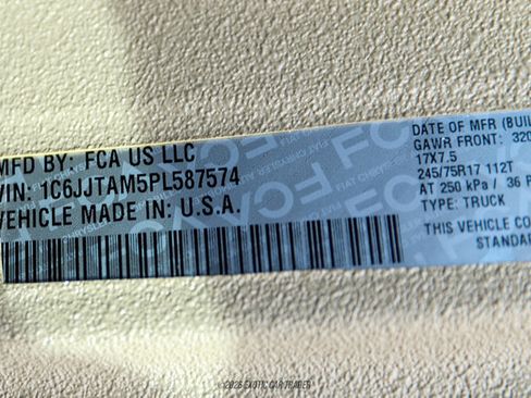 Used 2023 Jeep Gladiator Sport image 60