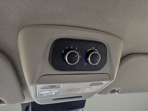 Used 2023 Ford Transit 350 XLT image 31