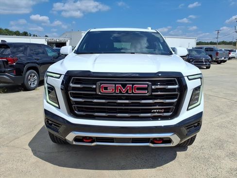 Used 2025 GMC Yukon AT4 Ultimate image 2
