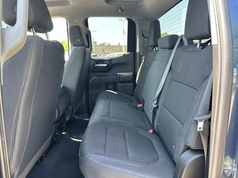 Used 2019 Chevrolet Silverado 1500 Custom w/ Custom Value Package AWD/4WD image 11