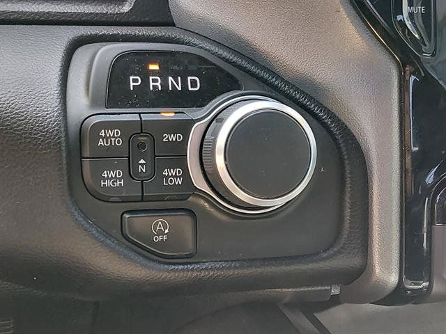 Used 2025 RAM 1500 Big Horn AWD/4WD image 17