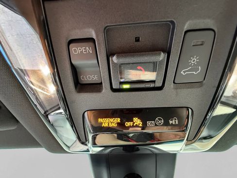 Used 2024 Toyota Venza Nightshade AWD/4WD image 20