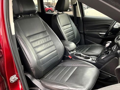 Used 2015 Ford Escape Titanium image 6