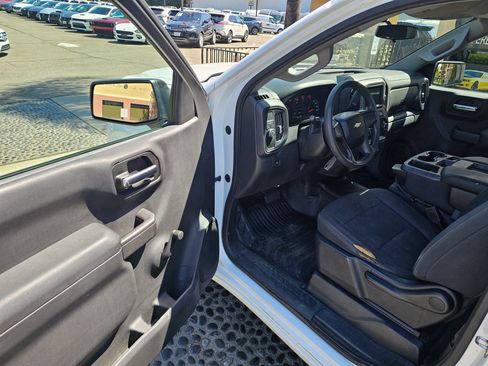 Used 2019 Chevrolet Silverado 1500 W/T RWD image 9